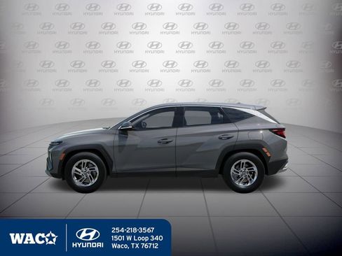 New 2026 Hyundai Tucson SE image 3