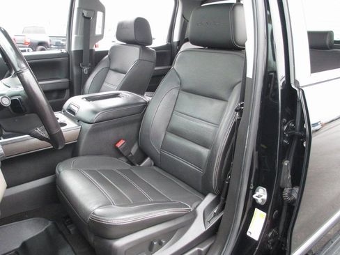 Used 2018 GMC Sierra 1500 Denali w/ Denali Ultimate Package image 22