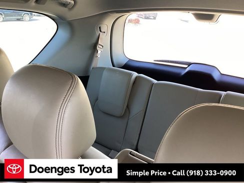 Used 2022 Nissan Armada Platinum image 20