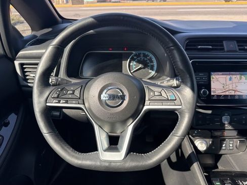 Used 2019 Nissan Leaf SL w/ SL Technology Package image 9
