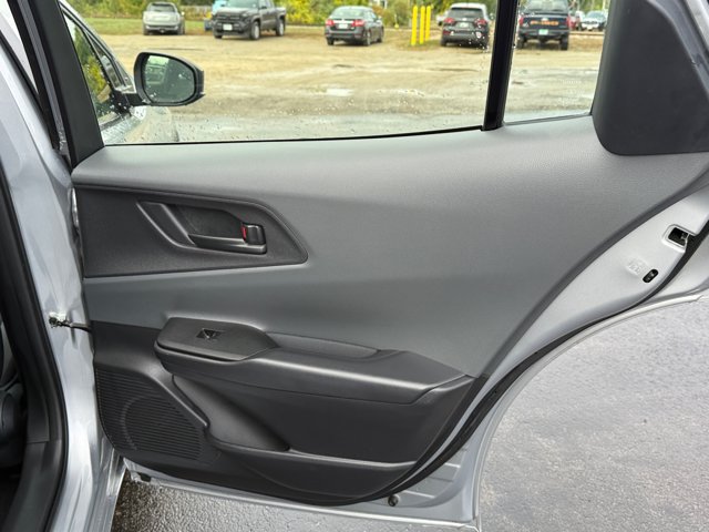 Used 2025 Toyota Prius LE FWD image 28