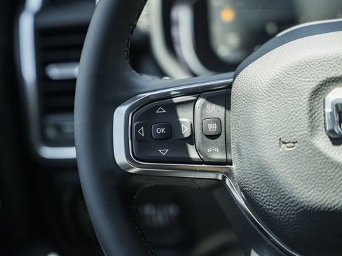 New 2026 RAM 2500 Laramie AWD/4WD image 34
