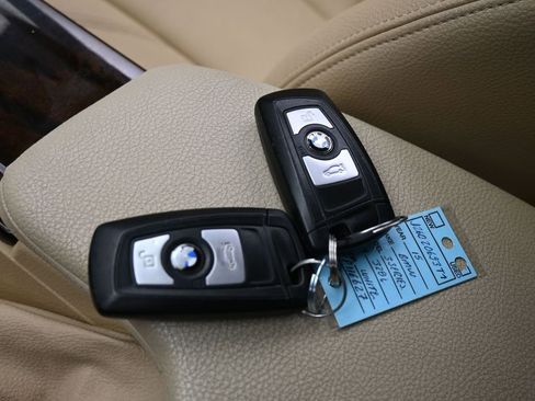 Used 2015 BMW 328i Sedan image 25