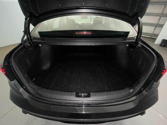 Used 2023 Kia Forte LXS FWD image 22