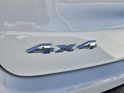 Used 2024 Jeep Compass Latitude image 14