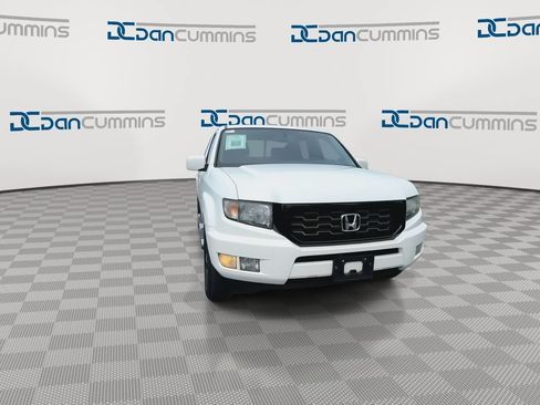 Used 2014 Honda Ridgeline SE image 3