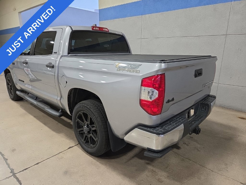 Used 2020 Toyota Tundra SR5 w/ SR5 Leather Package AWD/4WD image 4