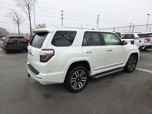 Used 2016 Toyota 4Runner Limited image 4