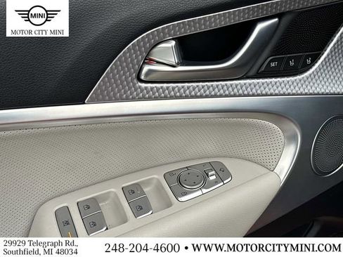 Used 2022 Genesis G70 3.3T w/ Sport Advanced Package image 19