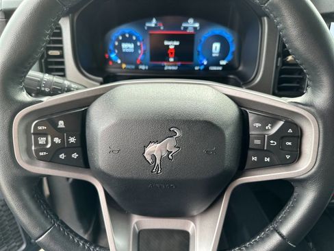 Certified 2025 Ford Bronco Badlands image 23