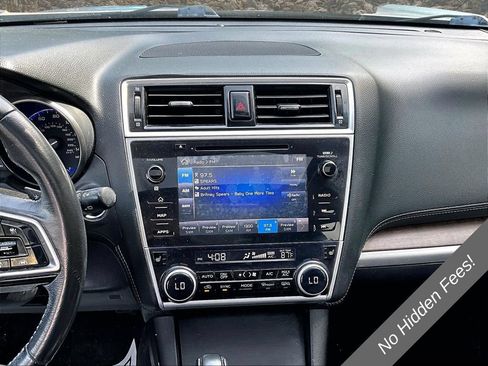 Used 2018 Subaru Outback 2.5i Limited AWD/4WD image 6