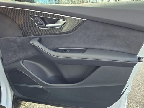 Used 2024 Audi SQ7 Premium Plus w/ Carbon Package image 29