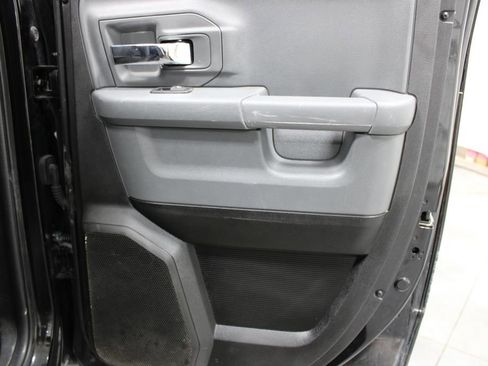 Used 2024 RAM 1500 Classic SLT image 28