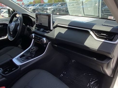 Certified 2023 Toyota RAV4 XLE AWD/4WD image 17