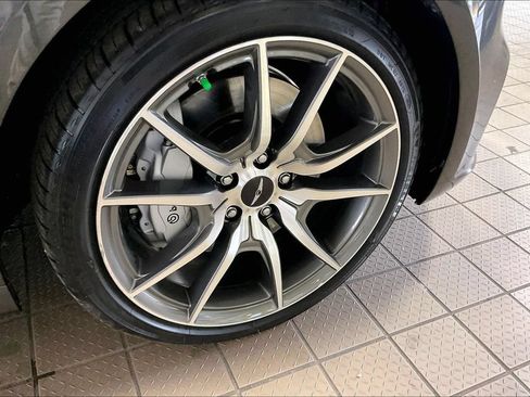 Used 2026 Genesis G70 2.5T RWD image 33