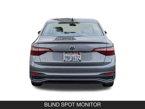 Used 2024 Volkswagen Jetta SE FWD image 10