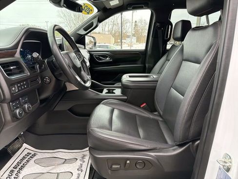 Used 2023 Chevrolet Tahoe Z71 w/ Luxury Package AWD/4WD image 28