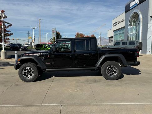 New 2025 Jeep Gladiator Rubicon w/ Convenience Group image 10