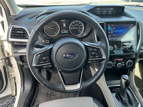 Used 2019 Subaru Forester Limited image 17