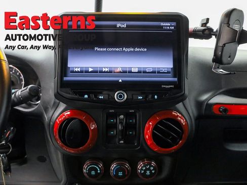 Used 2017 Jeep Wrangler Unlimited Sport w/ Quick Order Package 24S AWD/4WD image 12