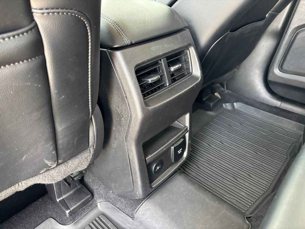 Used 2024 Ford Edge SEL w/ Convenience Package AWD/4WD image 27