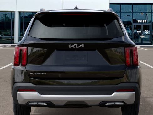 New 2026 Kia Sorento S image 13