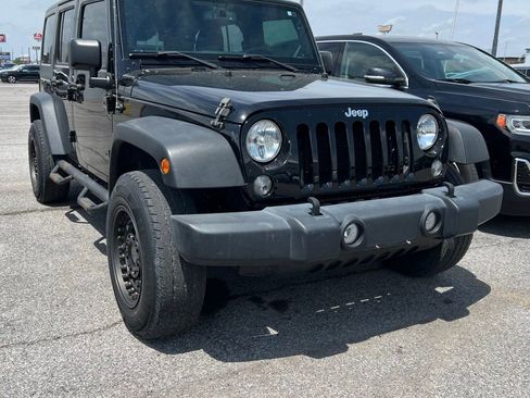 Used 2018 Jeep Wrangler Unlimited Sport S AWD/4WD image 1