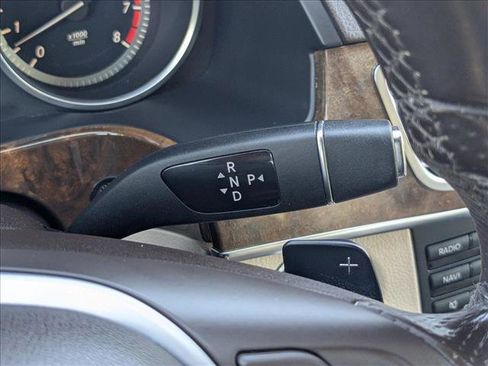 Used 2014 Mercedes-Benz E 350 4MATIC Wagon image 12