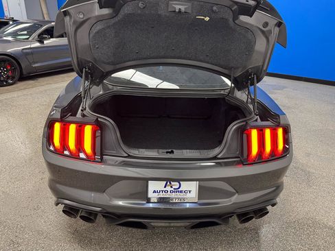 Used 2020 Ford Mustang Shelby GT500 w/ Technology Package image 31