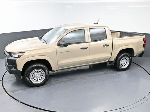 Used 2024 Chevrolet Colorado W/T image 44