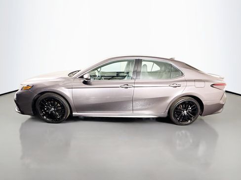 Used 2024 Toyota Camry XSE FWD image 6