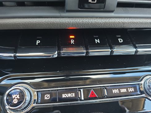 Used 2022 Lincoln Corsair Reserve w/ Equipment Group 201A image 24