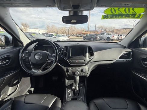 Used 2020 Jeep Cherokee Latitude Plus w/ Cold Weather Group image 14