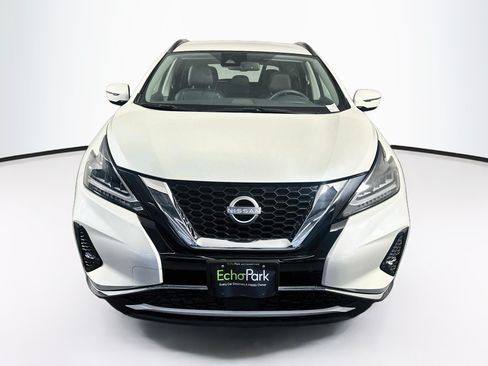 Used 2024 Nissan Murano SV FWD image 2