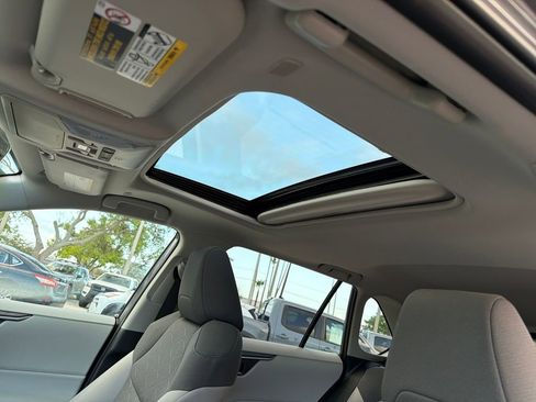 Used 2025 Toyota RAV4 XLE w/ Convenience Package image 16