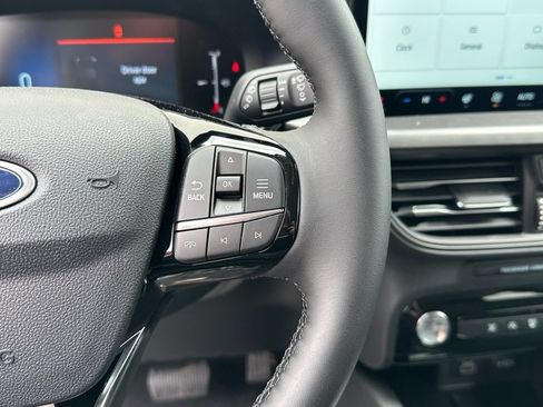 New 2026 Ford Escape Active w/ Tech Pack #1 AWD/4WD image 10