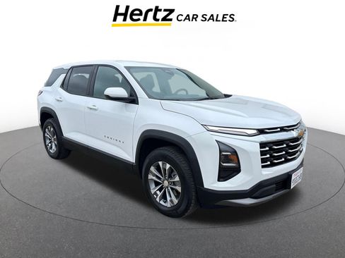 Used 2025 Chevrolet Equinox LT image 1