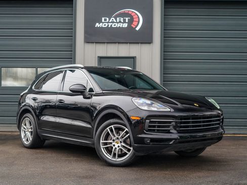 Used 2019 Porsche Cayenne AWD/4WD image 1