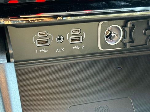 New 2025 Jeep Grand Cherokee Altitude image 37