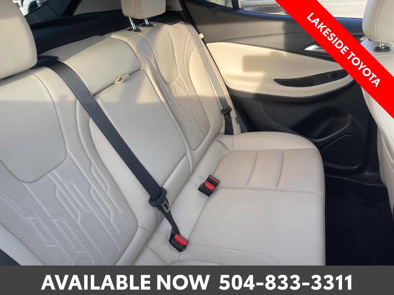 Used 2025 Buick Encore GX Avenir w/ Avenir Convenience Package FWD image 18