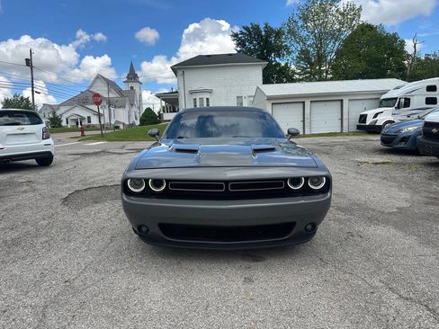 Used 2018 Dodge Challenger R/T w/ Blacktop Package image 2