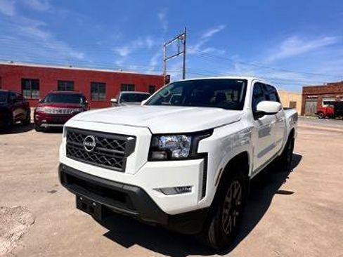 Certified 2024 Nissan Frontier SV w/ SV Convenience Package image 1