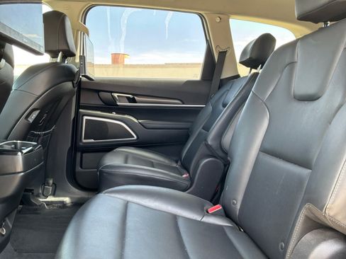 Used 2023 Kia Telluride S AWD/4WD image 17