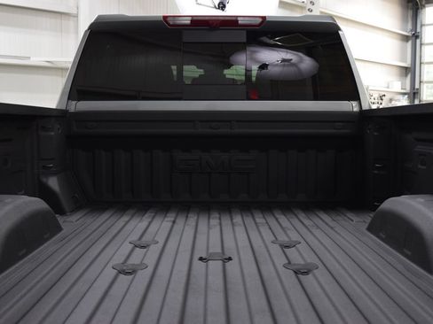Used 2025 GMC Sierra 2500 SLT w/ SLT Premium Package AWD/4WD image 23