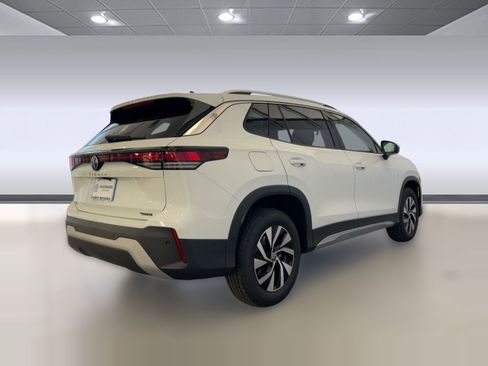 New 2026 Volkswagen Tiguan S image 9