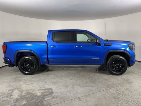 Used 2024 GMC Sierra 1500 Elevation RWD image 9