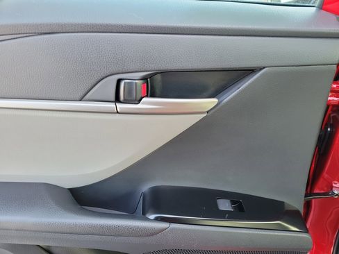 New 2026 Toyota Camry SE image 12