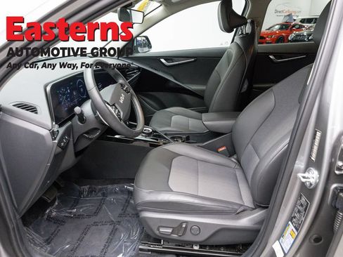 Used 2024 Kia Niro Wind w/ Wind Preserve Package FWD image 14