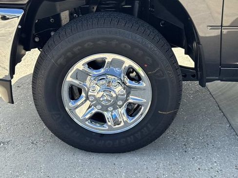 New 2026 RAM 2500 Tradesman w/ Chrome Appearance Group AWD/4WD image 4