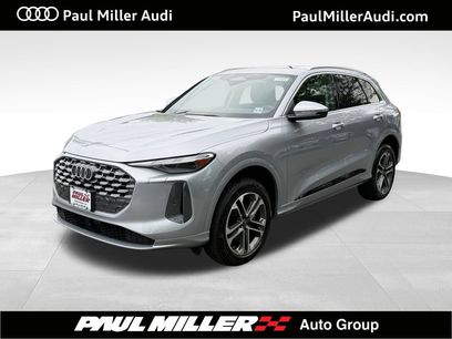 Used 2025 Audi Q5 Premium w/ Convenience Package